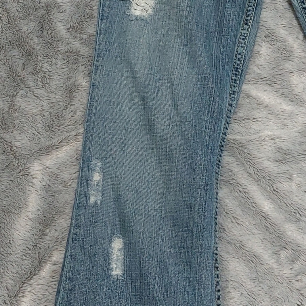 BKE - Picture 2 of 6